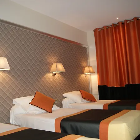 D'amiens Hotel