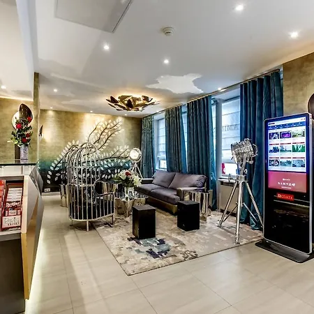 Hotel D'amiens 3*