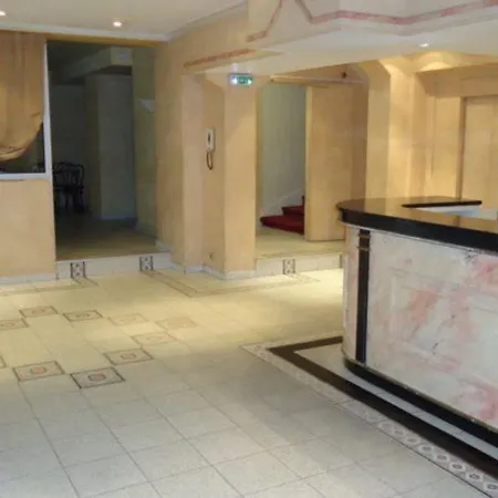D'amiens Hotel 3*