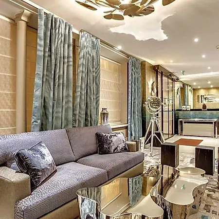 Hotel D'amiens 3*