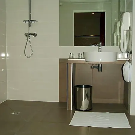 D'amiens Hotel 3*