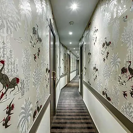 Hotel D'amiens 3*