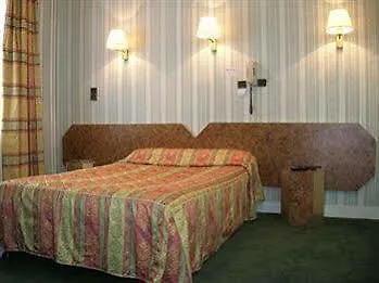 Hotel D'amiens Paris