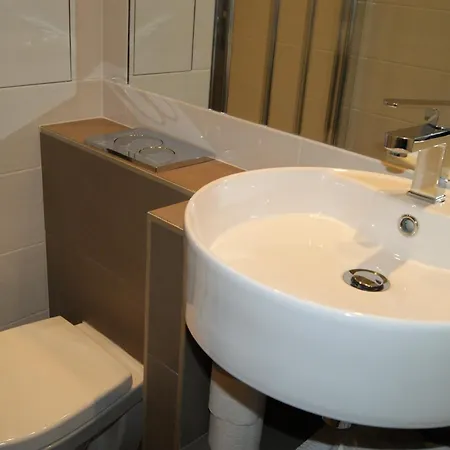 D'amiens Hotell